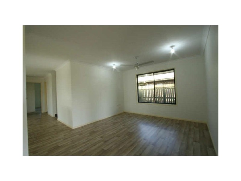 38 Paradise Avenue, Thabeban QLD 4670