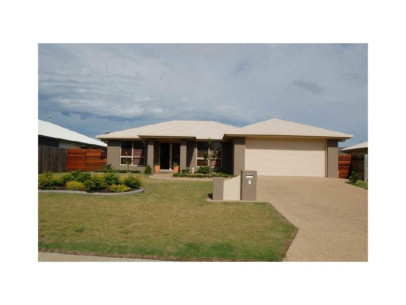 6 Voss Court, Millbank QLD 4670