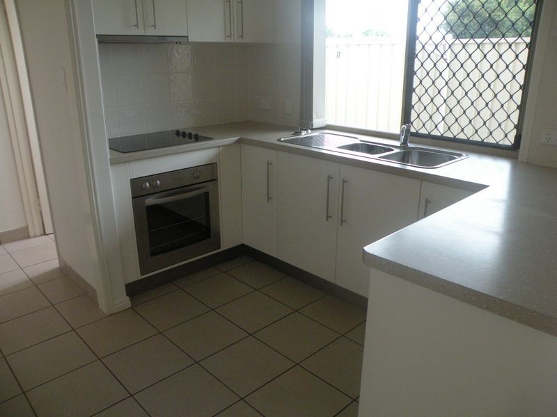 Avenell Heights QLD 4670