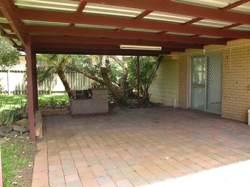 3 Linden Crescent, Qunaba QLD 4670