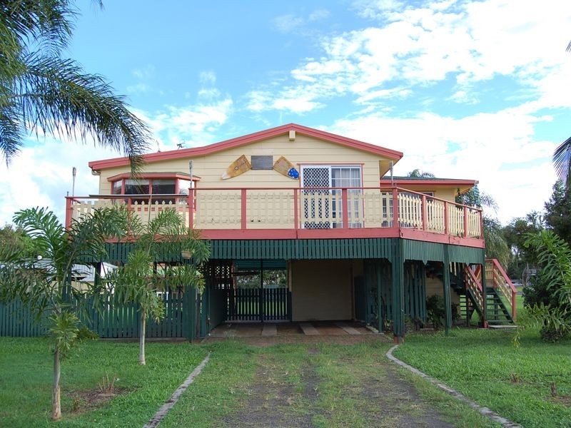 11 Williams Street, Burnett Heads QLD 4670