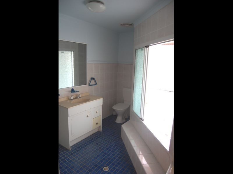 11 Williams Street, Burnett Heads QLD 4670