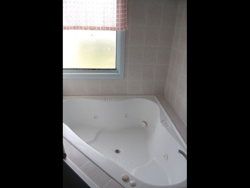 11 Williams Street, Burnett Heads QLD 4670