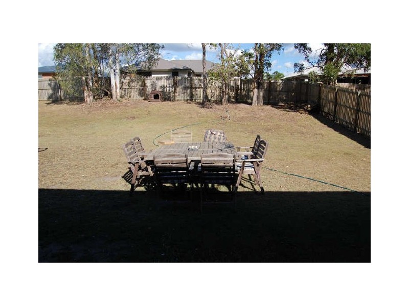 7 Finbay Avenue, Avoca QLD 4670
