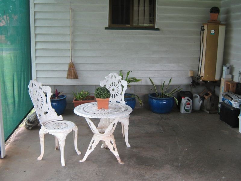 18 Alamein Street, Svensson Heights QLD 4670