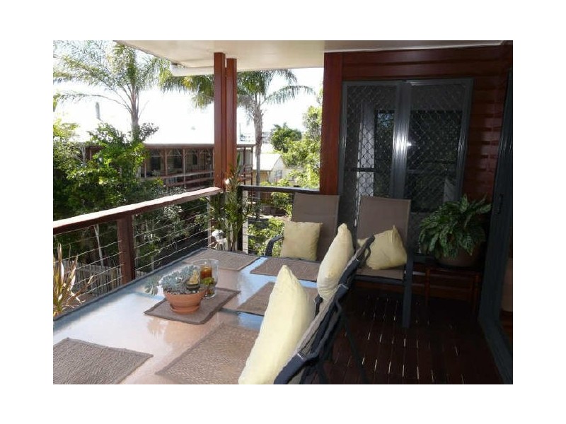 Unit 3/63 Holland Street, Bargara QLD 4670