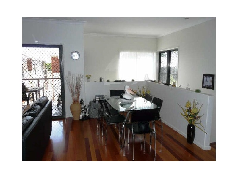 Unit 3/63 Holland Street, Bargara QLD 4670