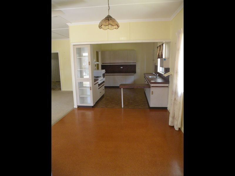 7 Lovejoy Street, Avenell Heights QLD 4670