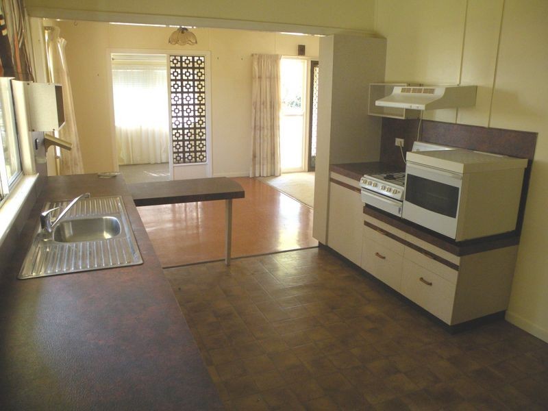 7 Lovejoy Street, Avenell Heights QLD 4670