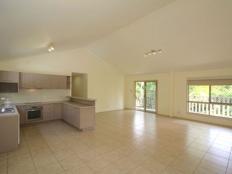 80 Commodore Drive, South Bingera QLD 4670