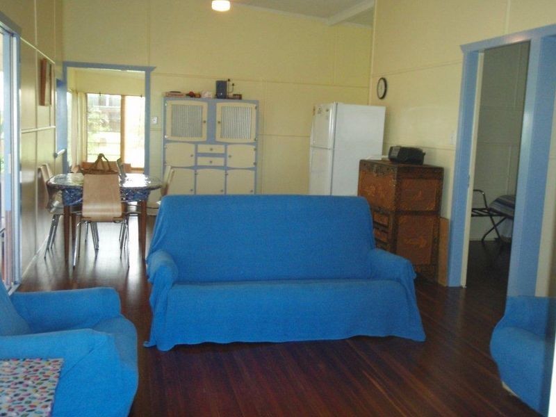 23 Bathurst Street, Elliott Heads QLD 4670