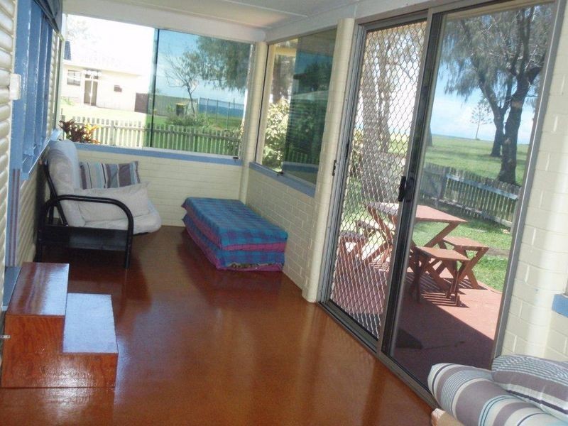 23 Bathurst Street, Elliott Heads QLD 4670