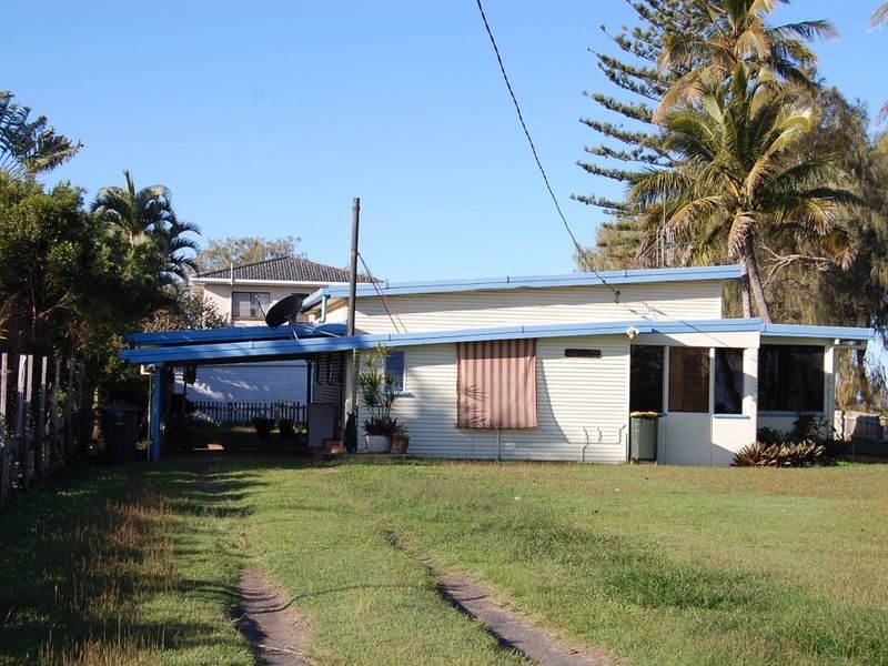 23 Bathurst Street, Elliott Heads QLD 4670