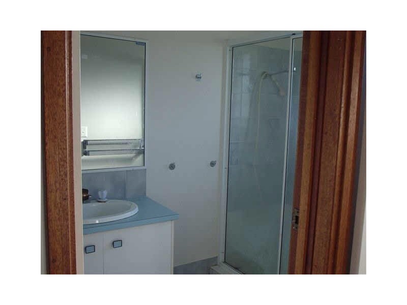 32 Sunset Drive, Thabeban QLD 4670