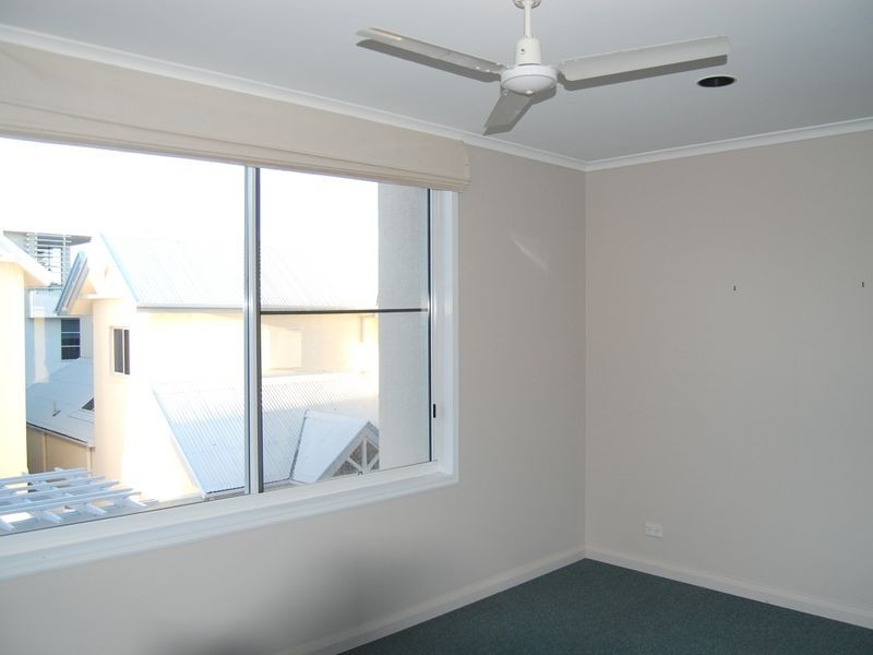 8/92 Miller Street, Bargara QLD 4670