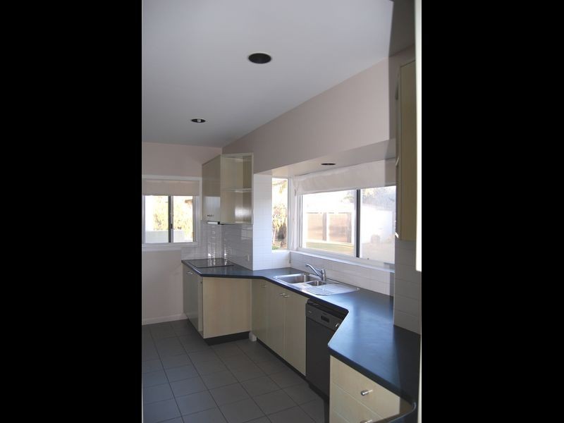 8/92 Miller Street, Bargara QLD 4670