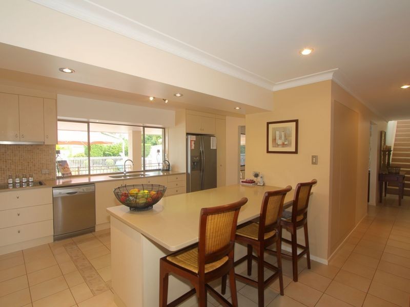 Avenell Heights QLD 4670