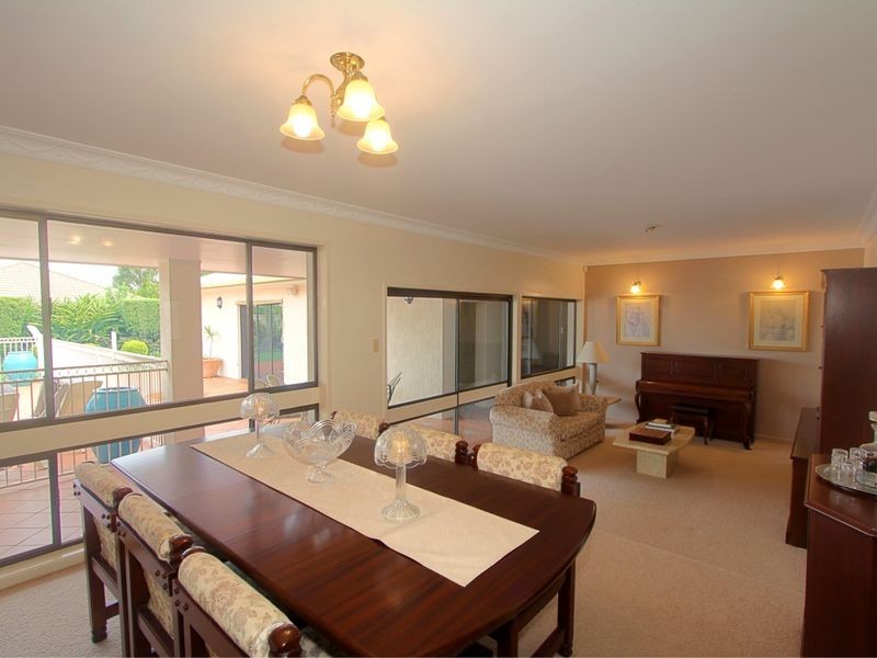 Avenell Heights QLD 4670