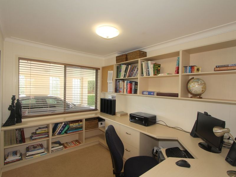 Avenell Heights QLD 4670