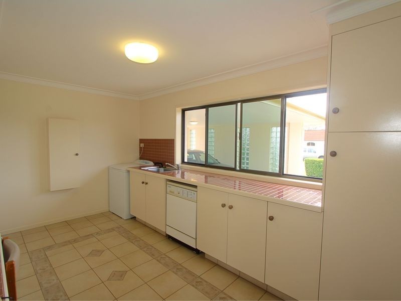 Avenell Heights QLD 4670