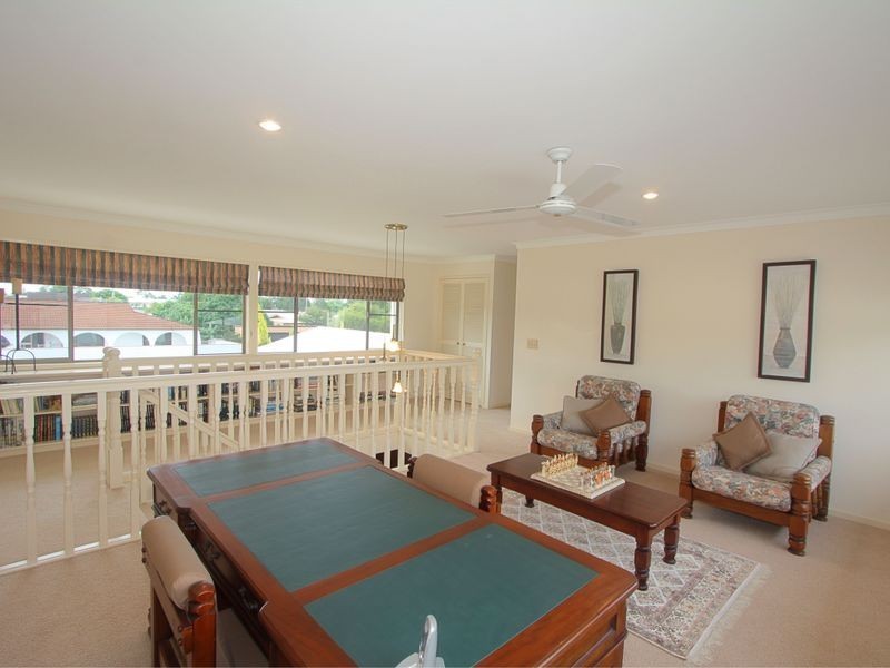 Avenell Heights QLD 4670