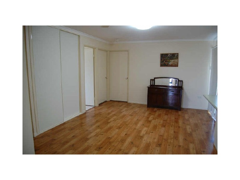 49 Searle Street, Thabeban QLD 4670