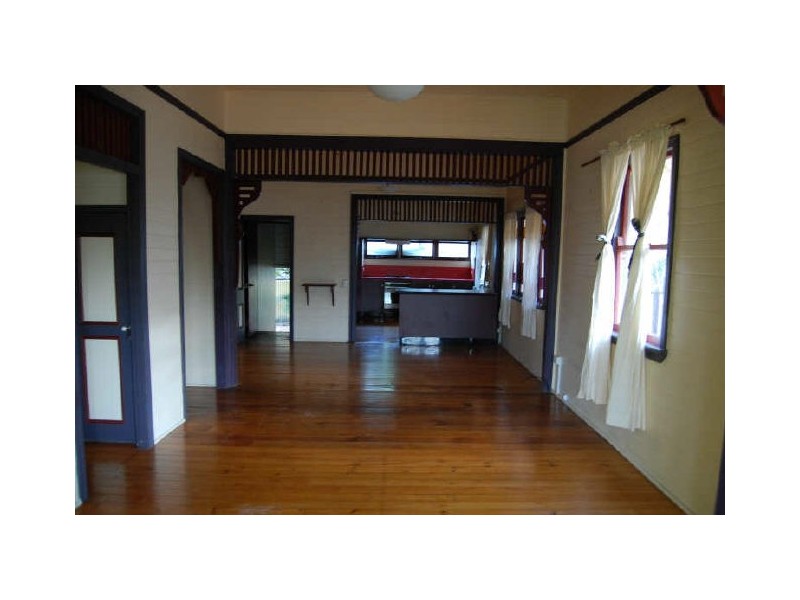 8 Buss Street, Bundaberg South QLD 4670