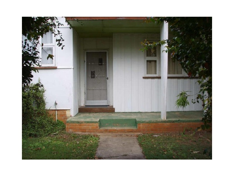7 Sims Road, Avenell Heights QLD 4670
