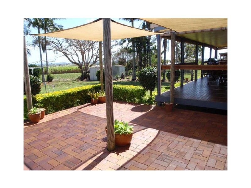 10 Linden Crescent, Qunaba, Bundaberg QLD 4670
