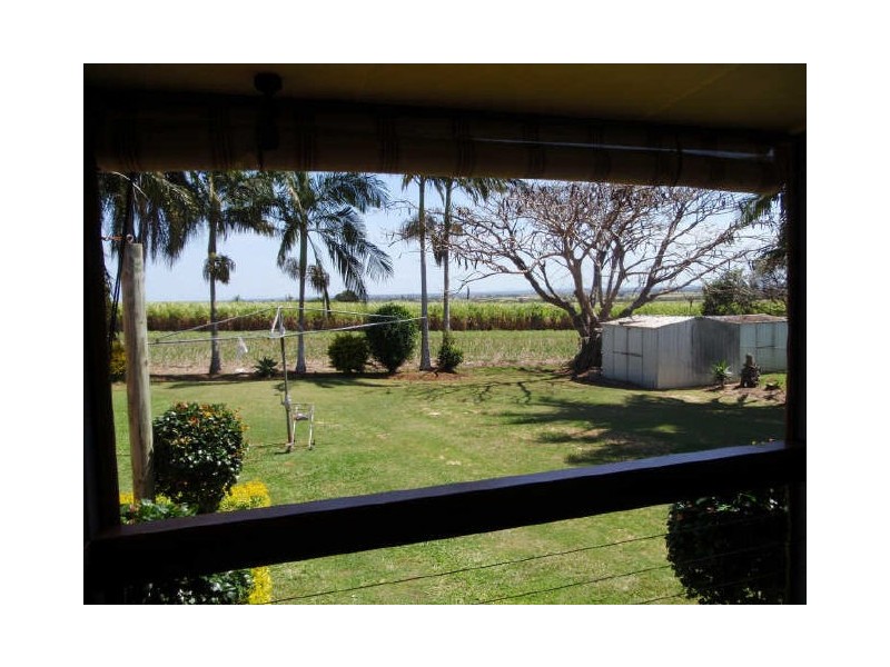 10 Linden Crescent, Qunaba, Bundaberg QLD 4670