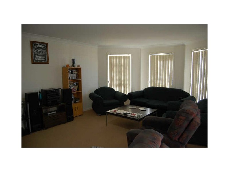 25 Dawson Avenue, Thabeban QLD 4670