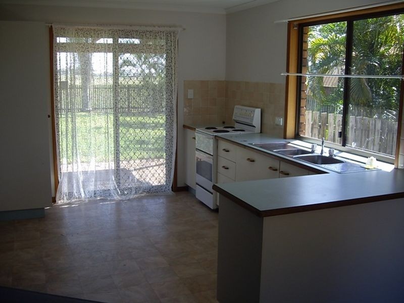 18 Knudsen Street, Elliott Heads QLD 4670