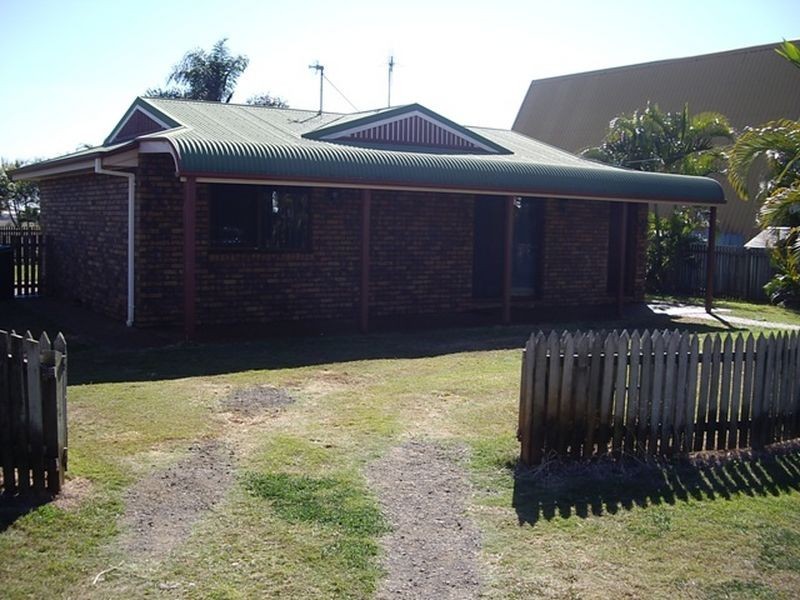 18 Knudsen Street, Elliott Heads QLD 4670