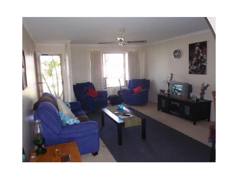 11 Berghofer Drive, Kepnock QLD 4670