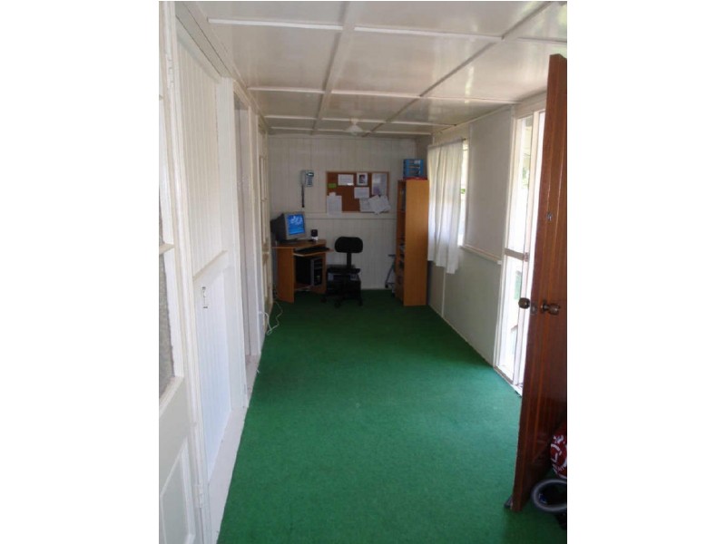 77 Elliott Heads Road, Kepnock QLD 4670