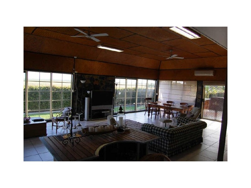 271 Tantitha Road, Gooburrum QLD 4670