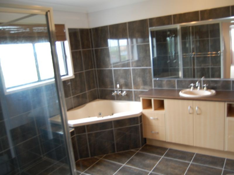 Coral Cove QLD 4670