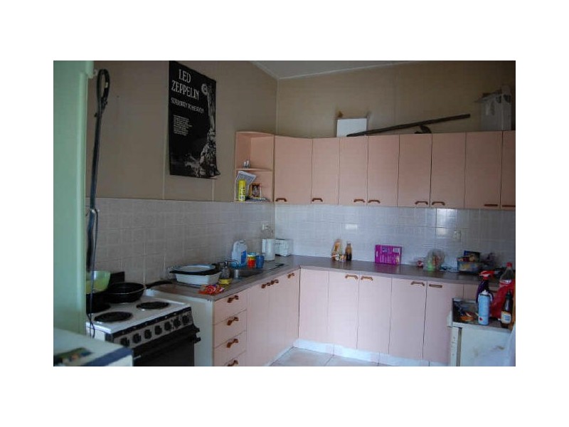 19 Sims Road, Avenell Heights QLD 4670