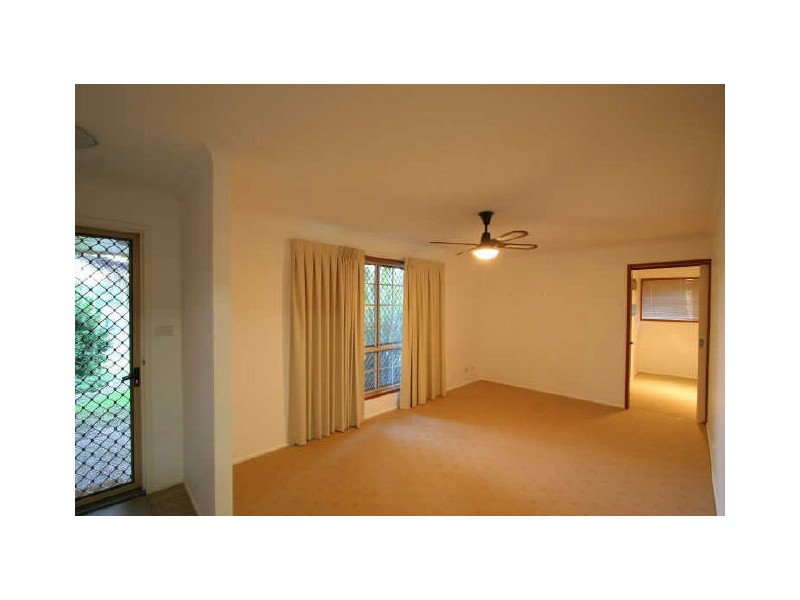 8 Tea Tree Court, Moore Park Beach QLD 4670