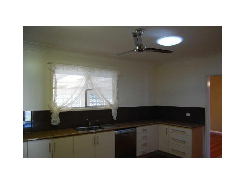 23 Hunter Street, Bundaberg South QLD 4670