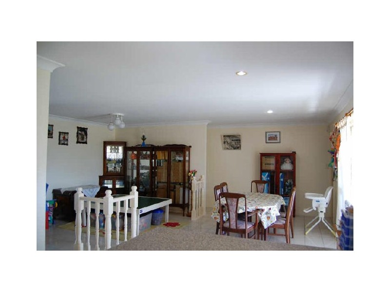 8 Leas Court, Bundaberg North QLD 4670