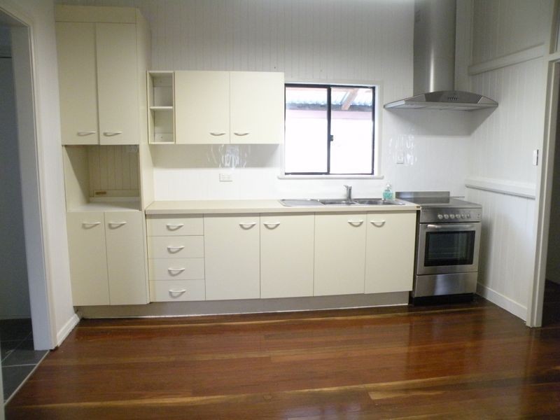 76 Maryborough Street, Walkervale QLD 4670