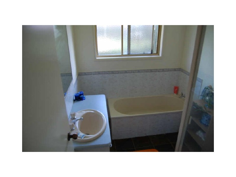 3 Hickman Court, Kalkie QLD 4670