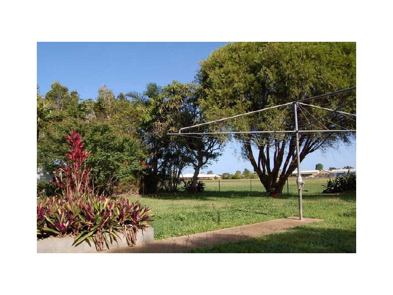 204 Bargara Road, Kalkie QLD 4670