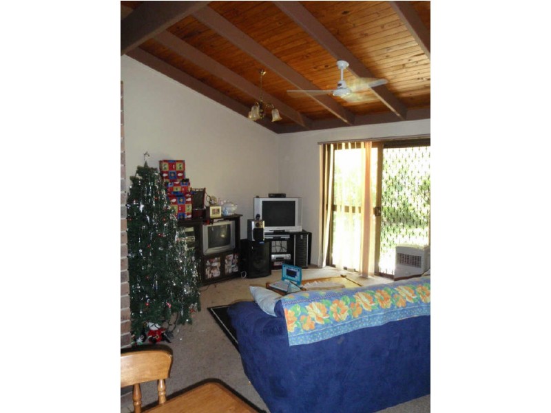 94 Fe Walker Street, Kepnock QLD 4670