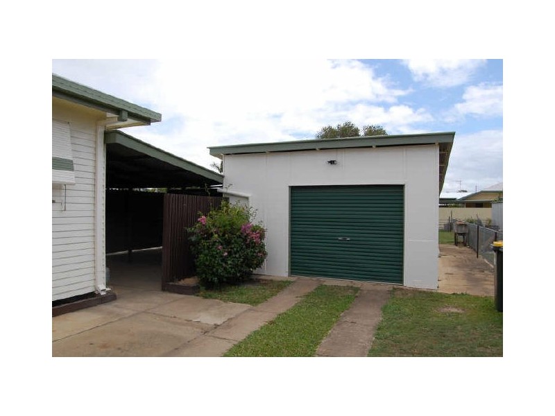15 Blamey Street, Avenell Heights QLD 4670