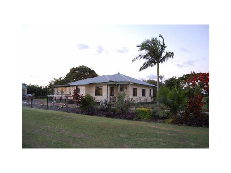 618 Moore Park Road, Welcome Creek QLD 4670