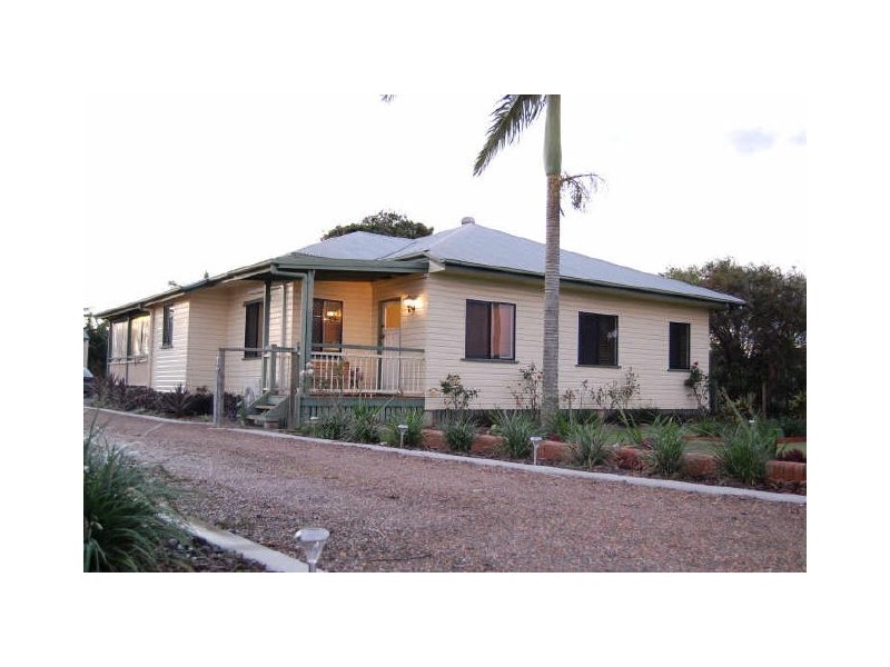 618 Moore Park Road, Welcome Creek QLD 4670