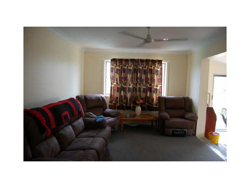 2 Croucher Street, Bundaberg North QLD 4670