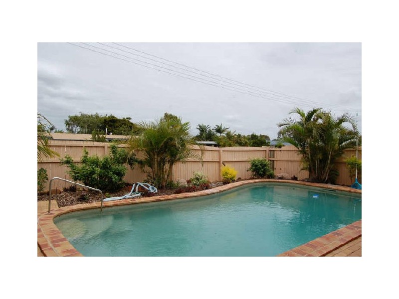 2 Croucher Street, Bundaberg North QLD 4670